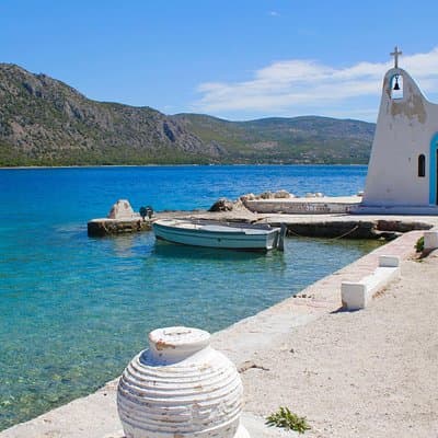 Unforgettable Gift Experiences in Loutraki, Greece: A Guide to Unique Gifting