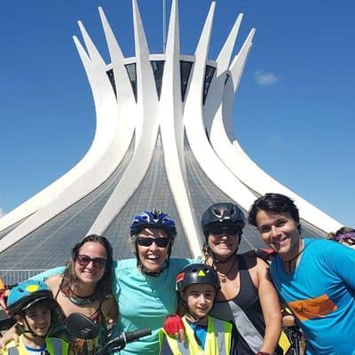 Unforgettable Brasilia Experiences: Unique Gift Ideas for Cultural Enthusiasts