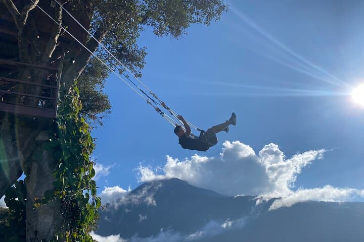 Unforgettable Baños, Ecuador Experiences: 12 Unique Adventures for Thrill Seekers and Nature Lovers