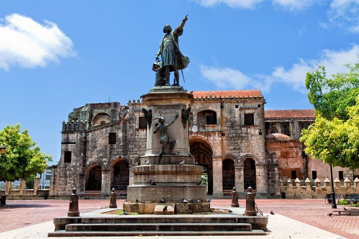 Unforgettable Gift Experiences in Santo Domingo: Discover the Charm of Dominican Republic