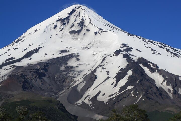 Unique Gift Experiences in Pucón, Chile: Adventure, Nature, and Culture